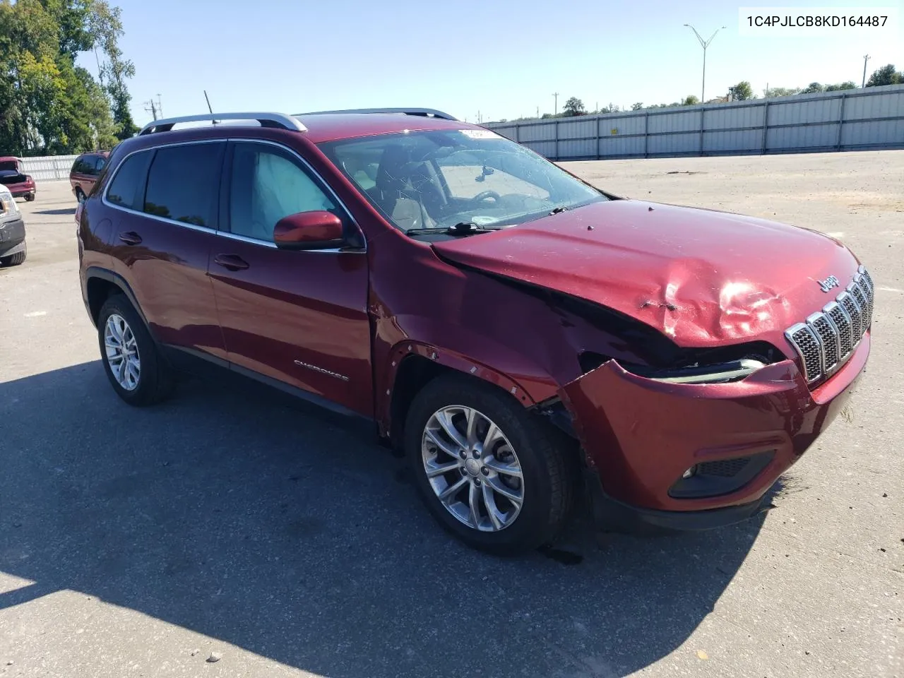 2019 Jeep Cherokee Latitude VIN: 1C4PJLCB8KD164487 Lot: 68341763