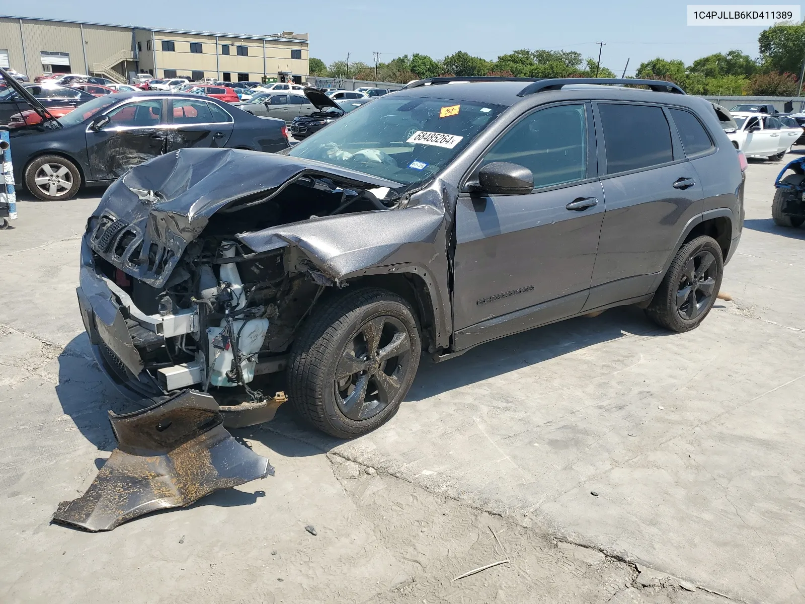 2019 Jeep Cherokee Latitude Plus VIN: 1C4PJLLB6KD411389 Lot: 68485264