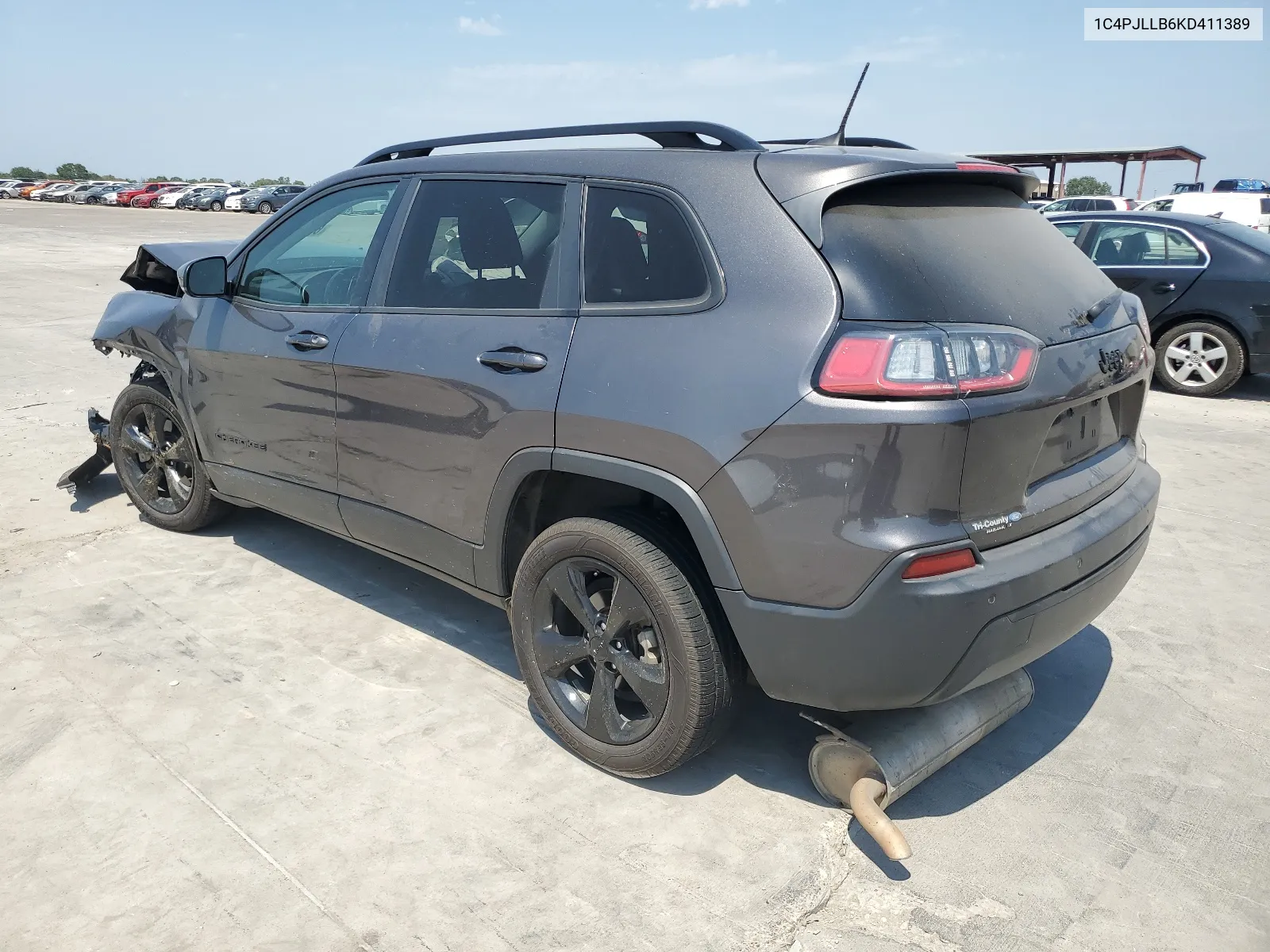 1C4PJLLB6KD411389 2019 Jeep Cherokee Latitude Plus