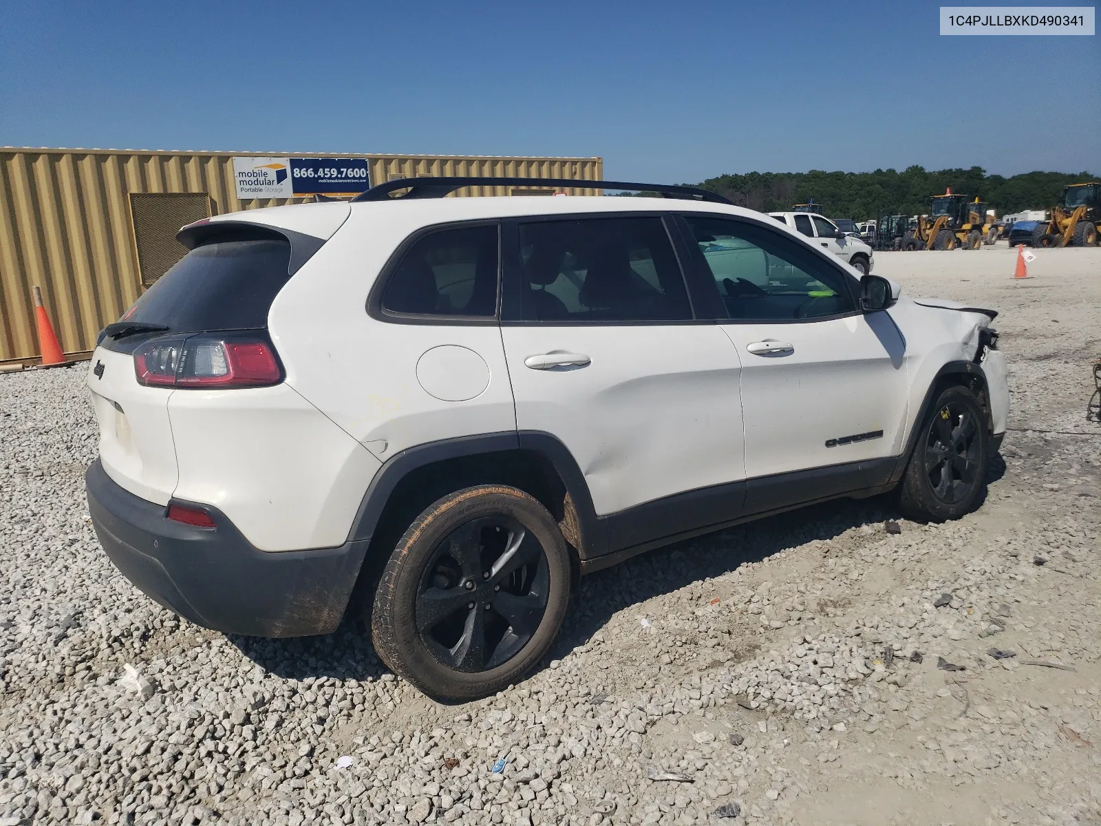 2019 Jeep Cherokee Latitude Plus VIN: 1C4PJLLBXKD490341 Lot: 68562054