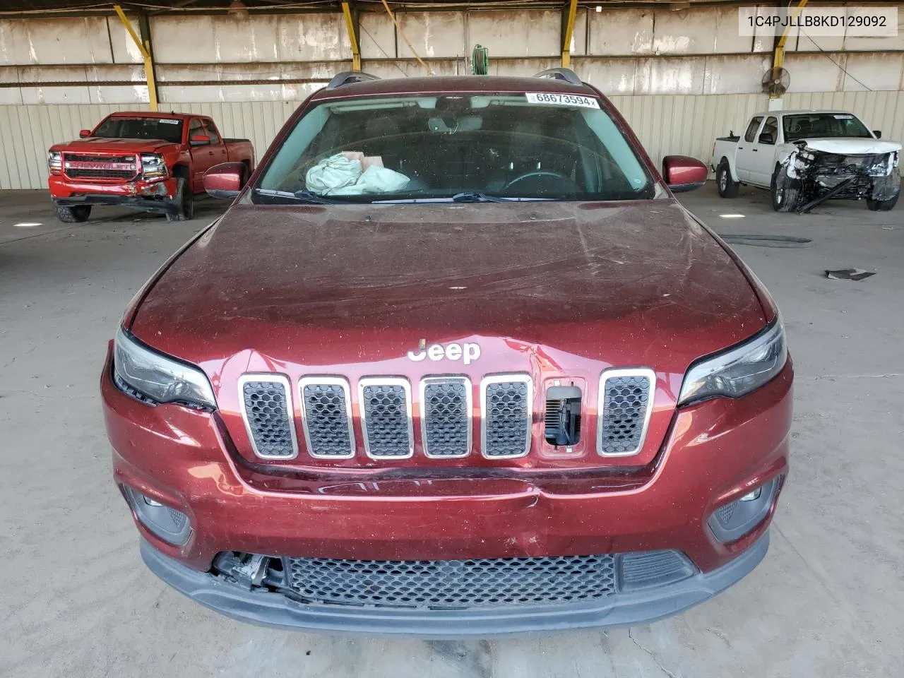 1C4PJLLB8KD129092 2019 Jeep Cherokee Latitude Plus