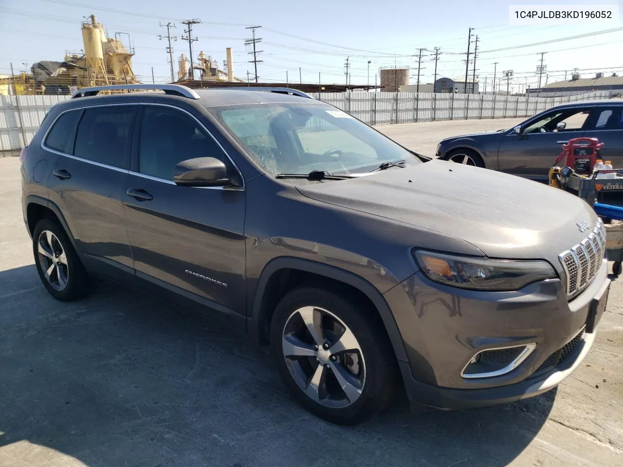 1C4PJLDB3KD196052 2019 Jeep Cherokee Limited