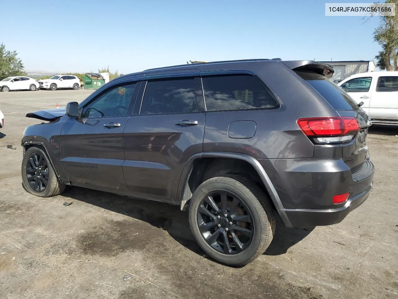 1C4RJFAG7KC561686 2019 Jeep Grand Cherokee Laredo