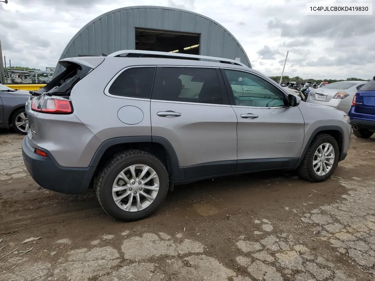 2019 Jeep Cherokee Latitude VIN: 1C4PJLCB0KD419830 Lot: 69392384