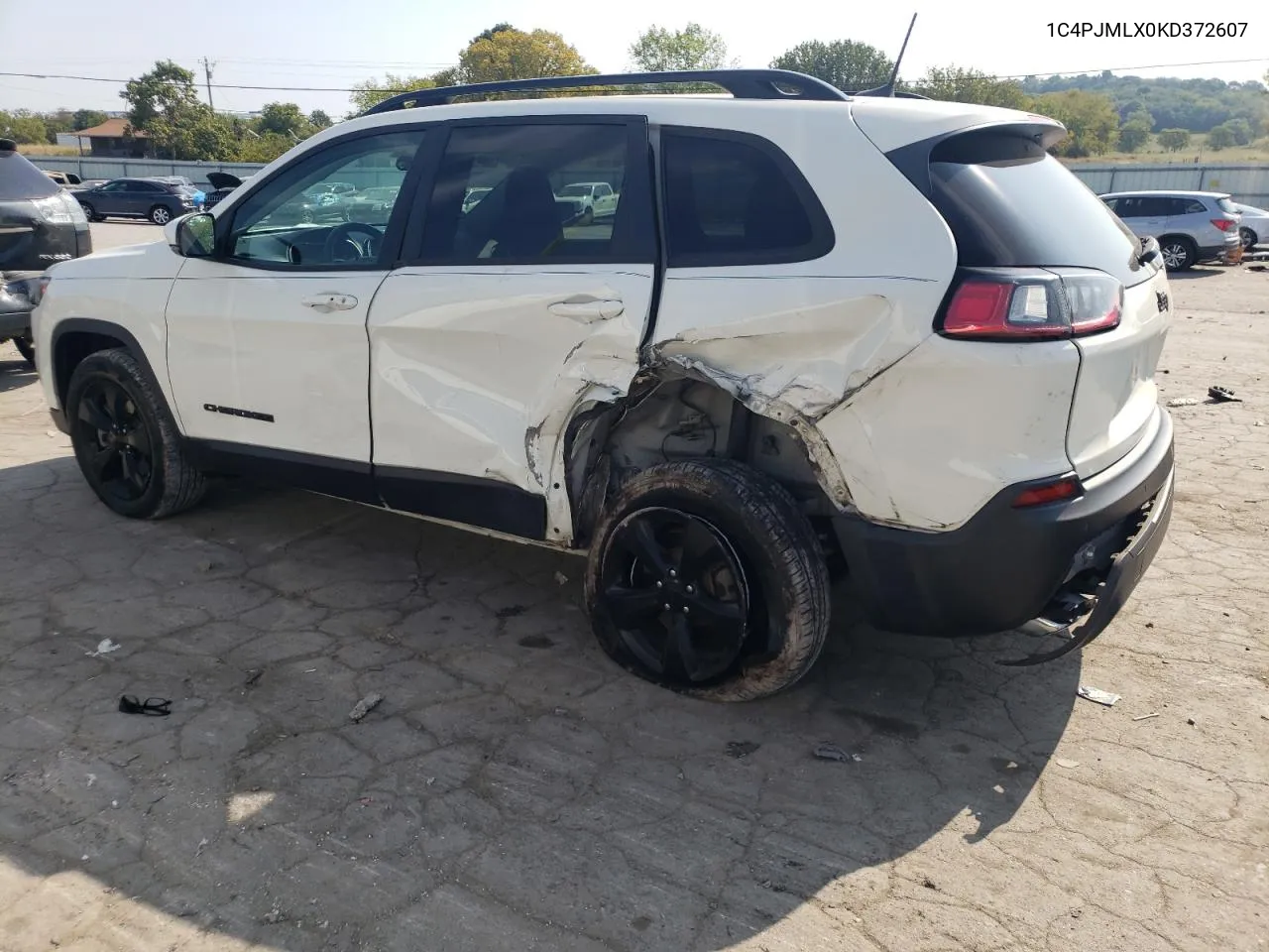 2019 Jeep Cherokee Latitude Plus VIN: 1C4PJMLX0KD372607 Lot: 69644874