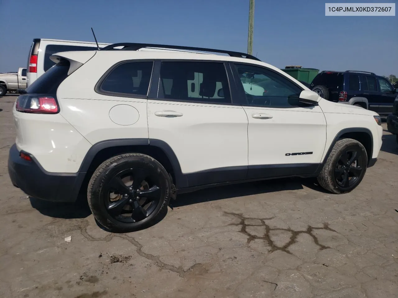 2019 Jeep Cherokee Latitude Plus VIN: 1C4PJMLX0KD372607 Lot: 69644874