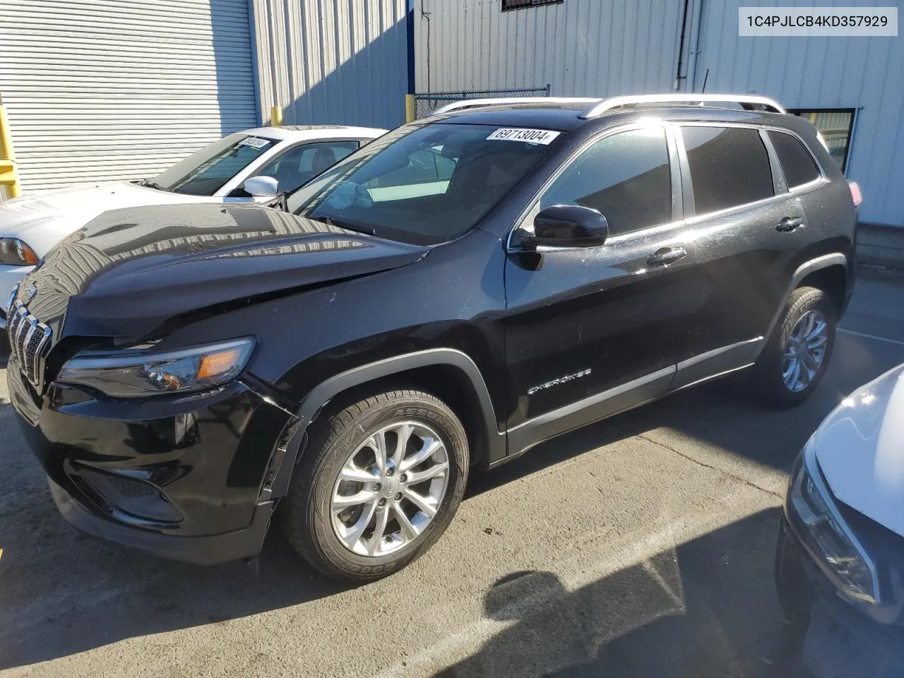 2019 Jeep Cherokee Latitude VIN: 1C4PJLCB4KD357929 Lot: 69713004