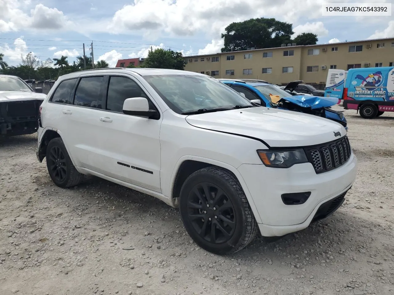 1C4RJEAG7KC543392 2019 Jeep Grand Cherokee Laredo