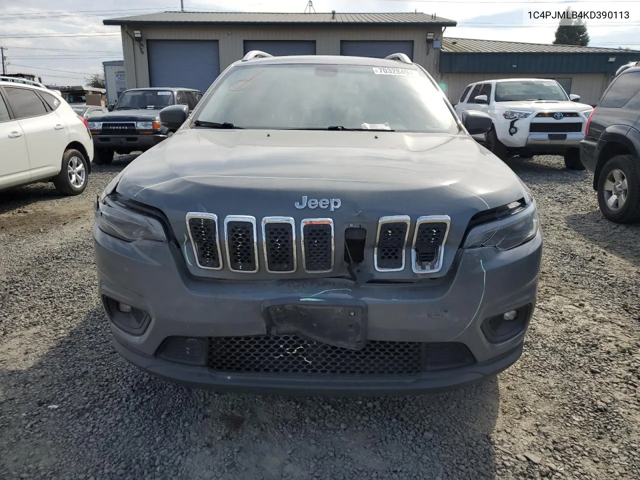 2019 Jeep Cherokee Latitude Plus VIN: 1C4PJMLB4KD390113 Lot: 70328494