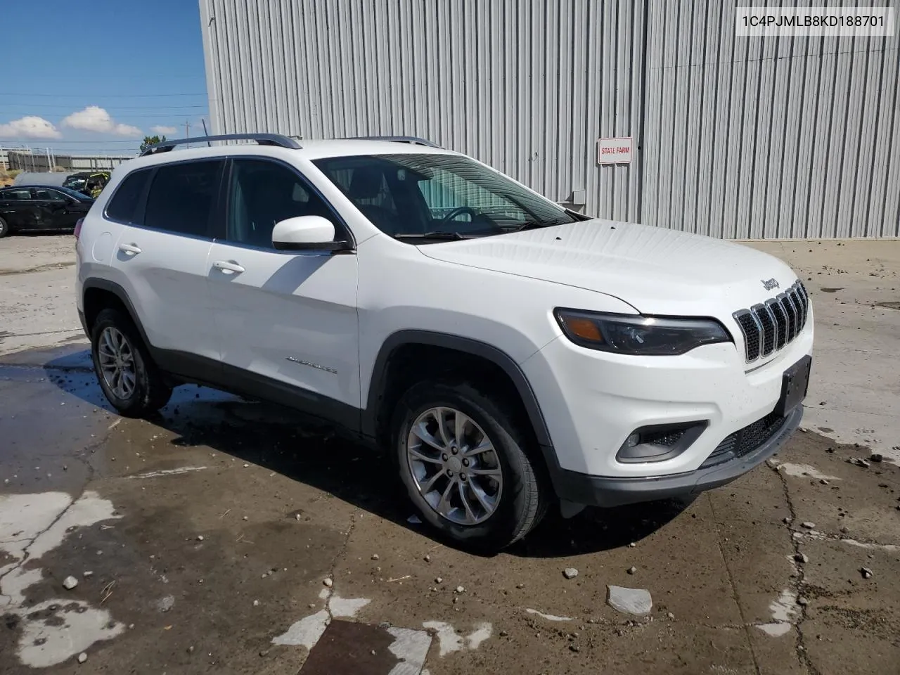 2019 Jeep Cherokee Latitude Plus VIN: 1C4PJMLB8KD188701 Lot: 70336454