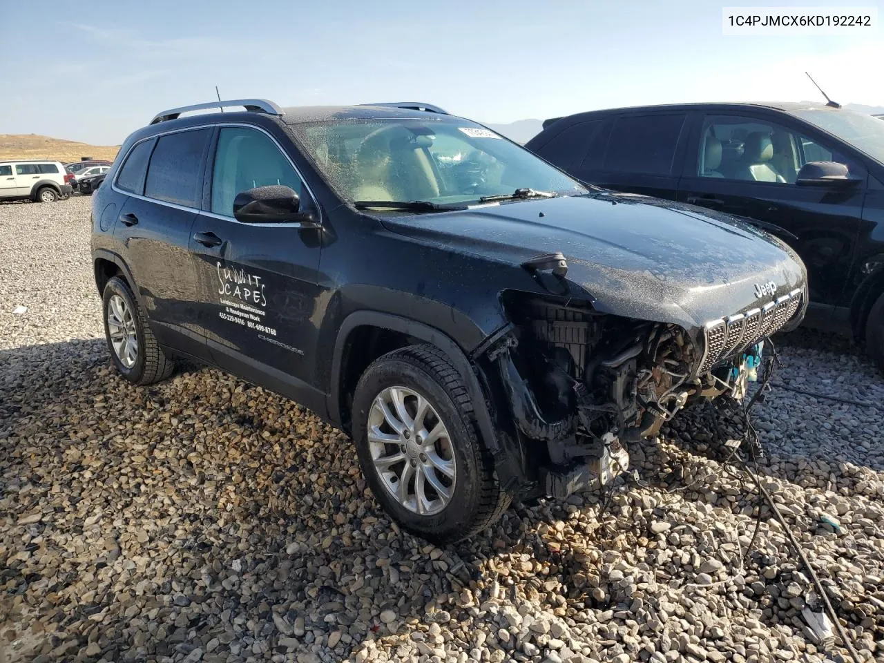 2019 Jeep Cherokee Latitude VIN: 1C4PJMCX6KD192242 Lot: 70342944