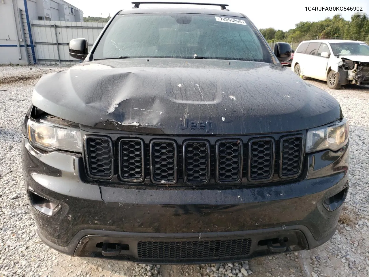 1C4RJFAG0KC546902 2019 Jeep Grand Cherokee Laredo