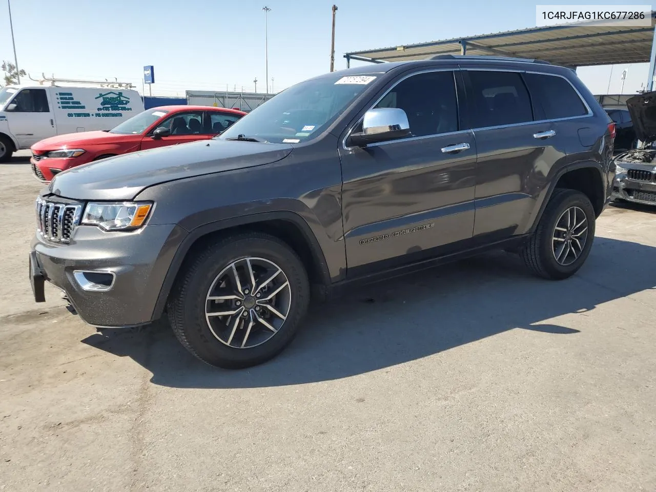 1C4RJFAG1KC677286 2019 Jeep Grand Cherokee Laredo