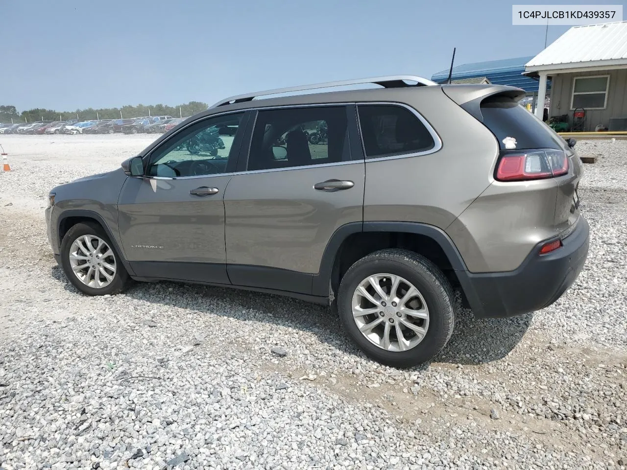 2019 Jeep Cherokee Latitude VIN: 1C4PJLCB1KD439357 Lot: 70966814