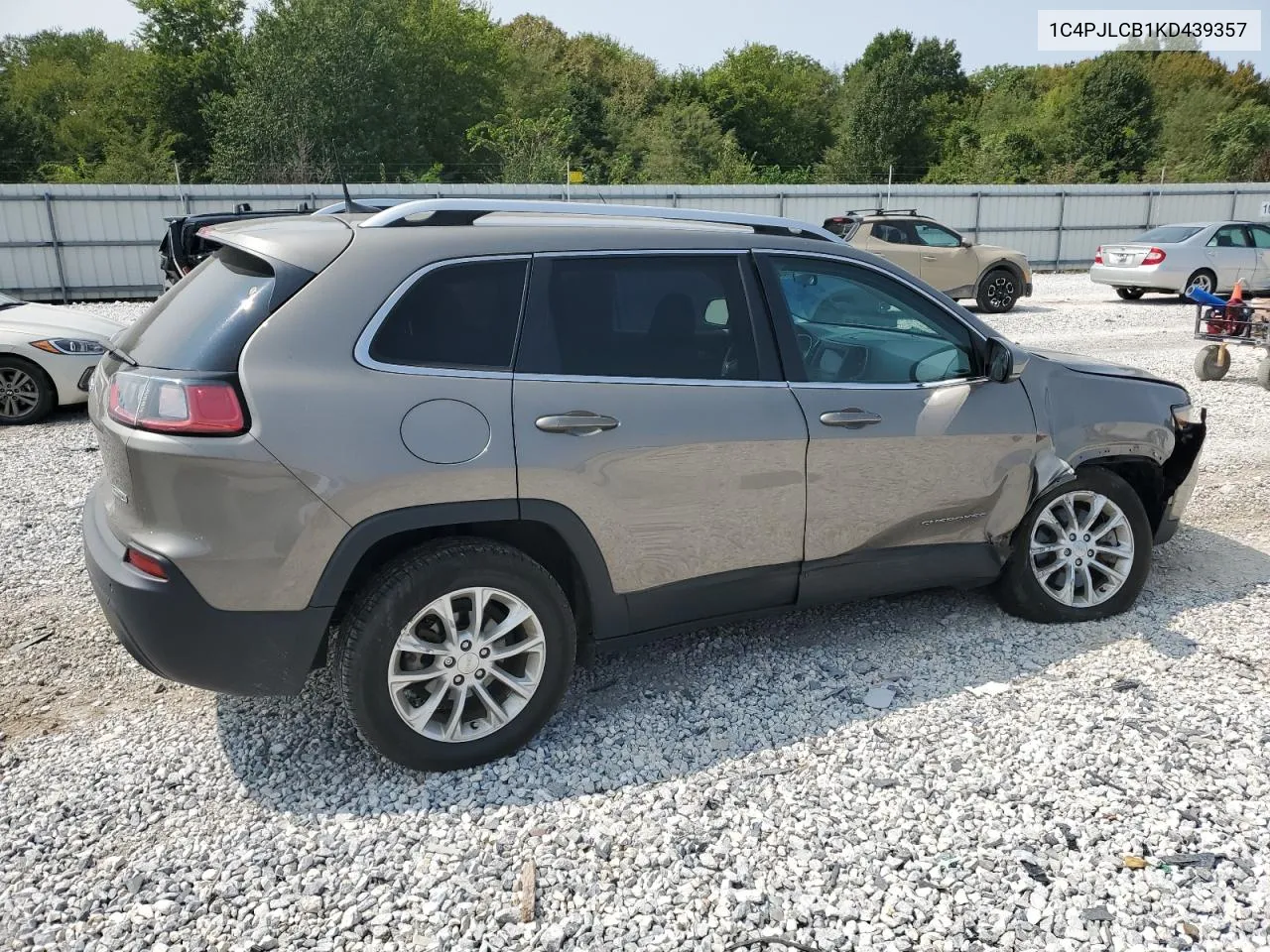 2019 Jeep Cherokee Latitude VIN: 1C4PJLCB1KD439357 Lot: 70966814