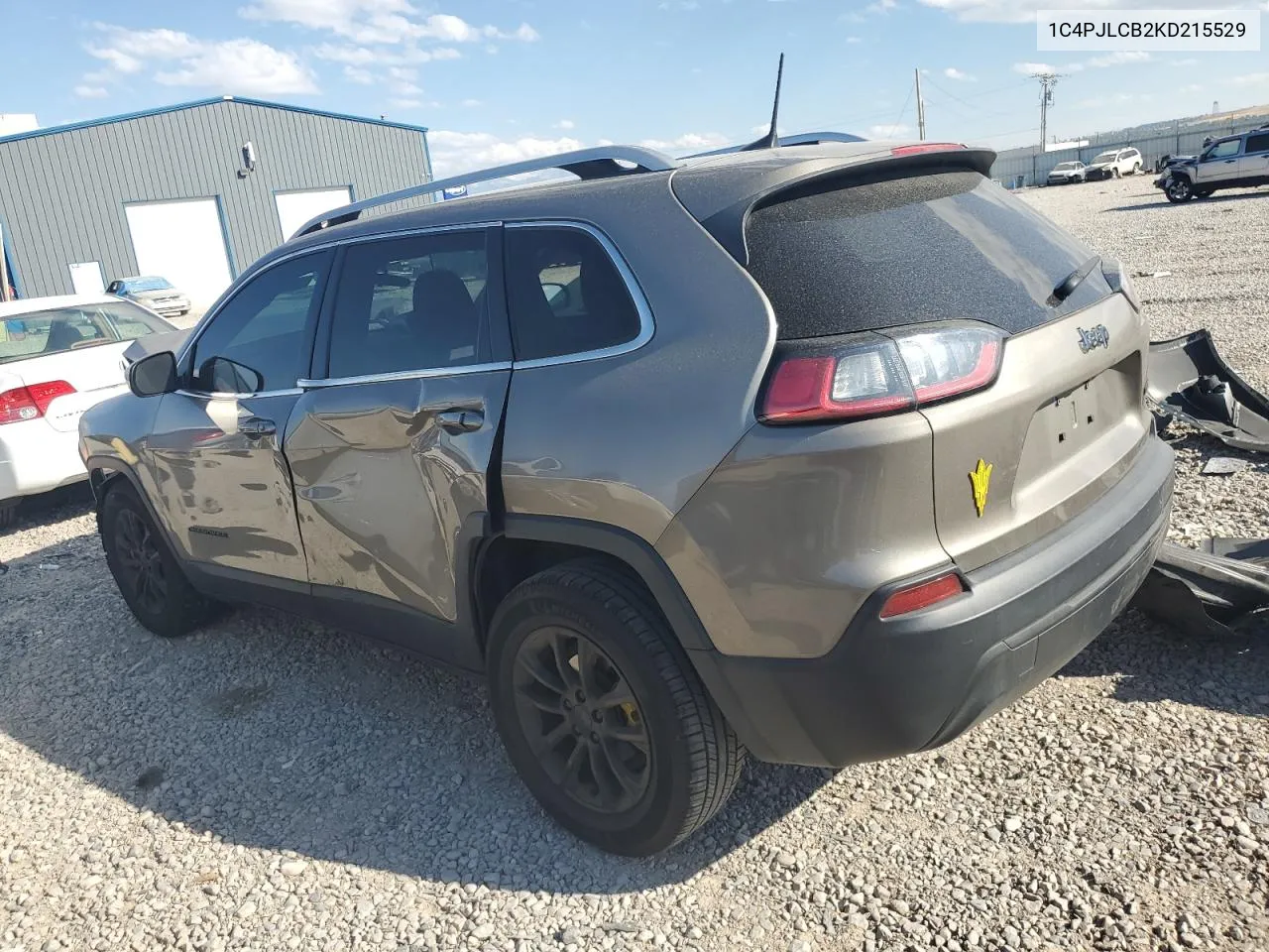 1C4PJLCB2KD215529 2019 Jeep Cherokee Latitude