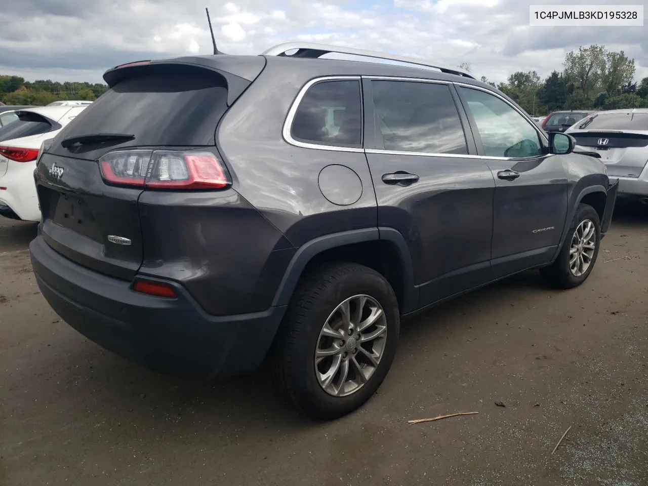 2019 Jeep Cherokee Latitude Plus VIN: 1C4PJMLB3KD195328 Lot: 71987504