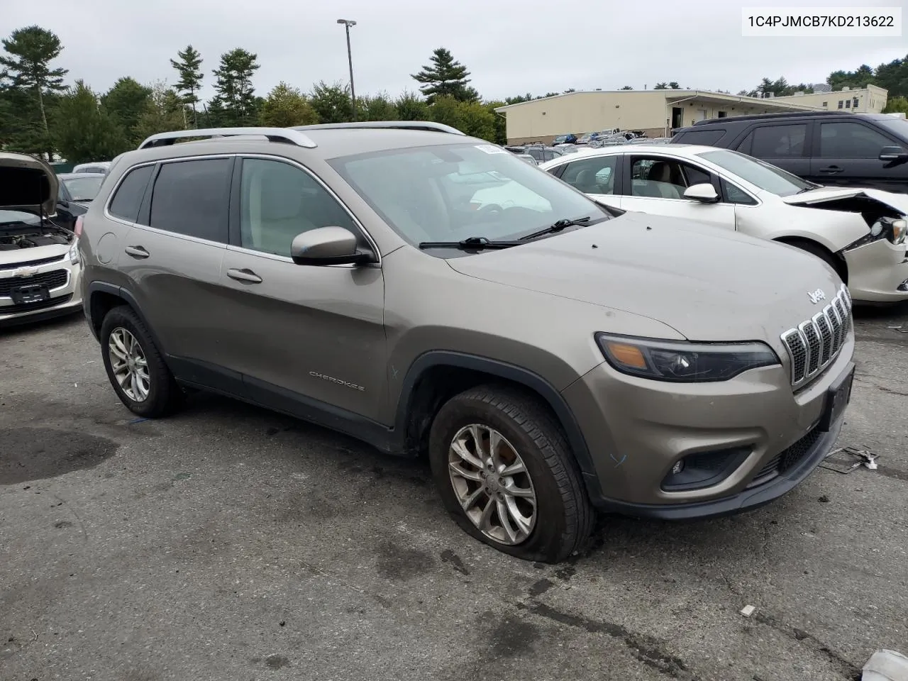 2019 Jeep Cherokee Latitude VIN: 1C4PJMCB7KD213622 Lot: 72003414