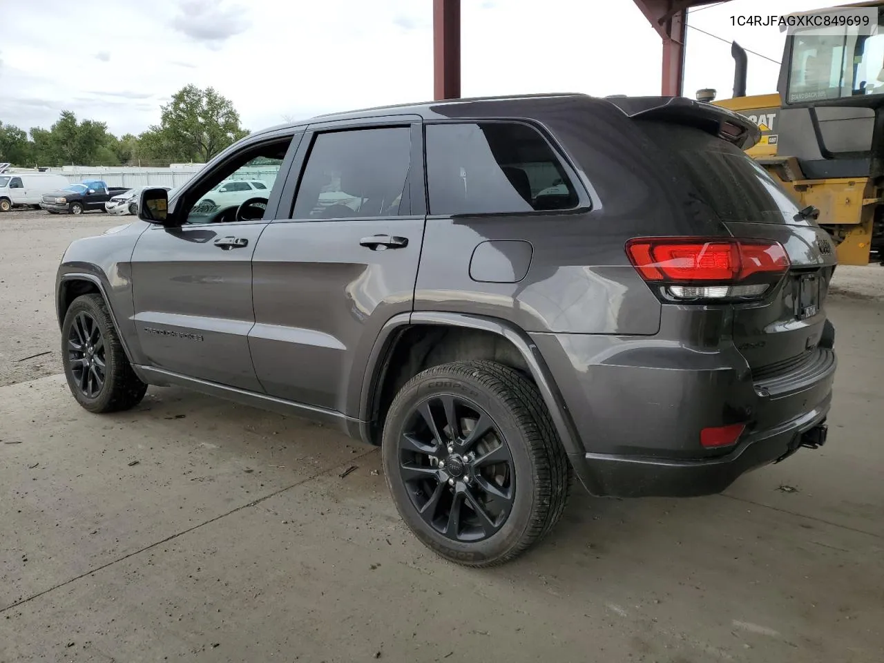 1C4RJFAGXKC849699 2019 Jeep Grand Cherokee Laredo