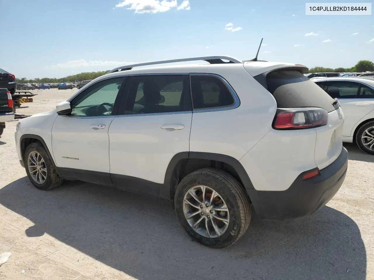 2019 Jeep Cherokee Latitude Plus VIN: 1C4PJLLB2KD184444 Lot: 72337704