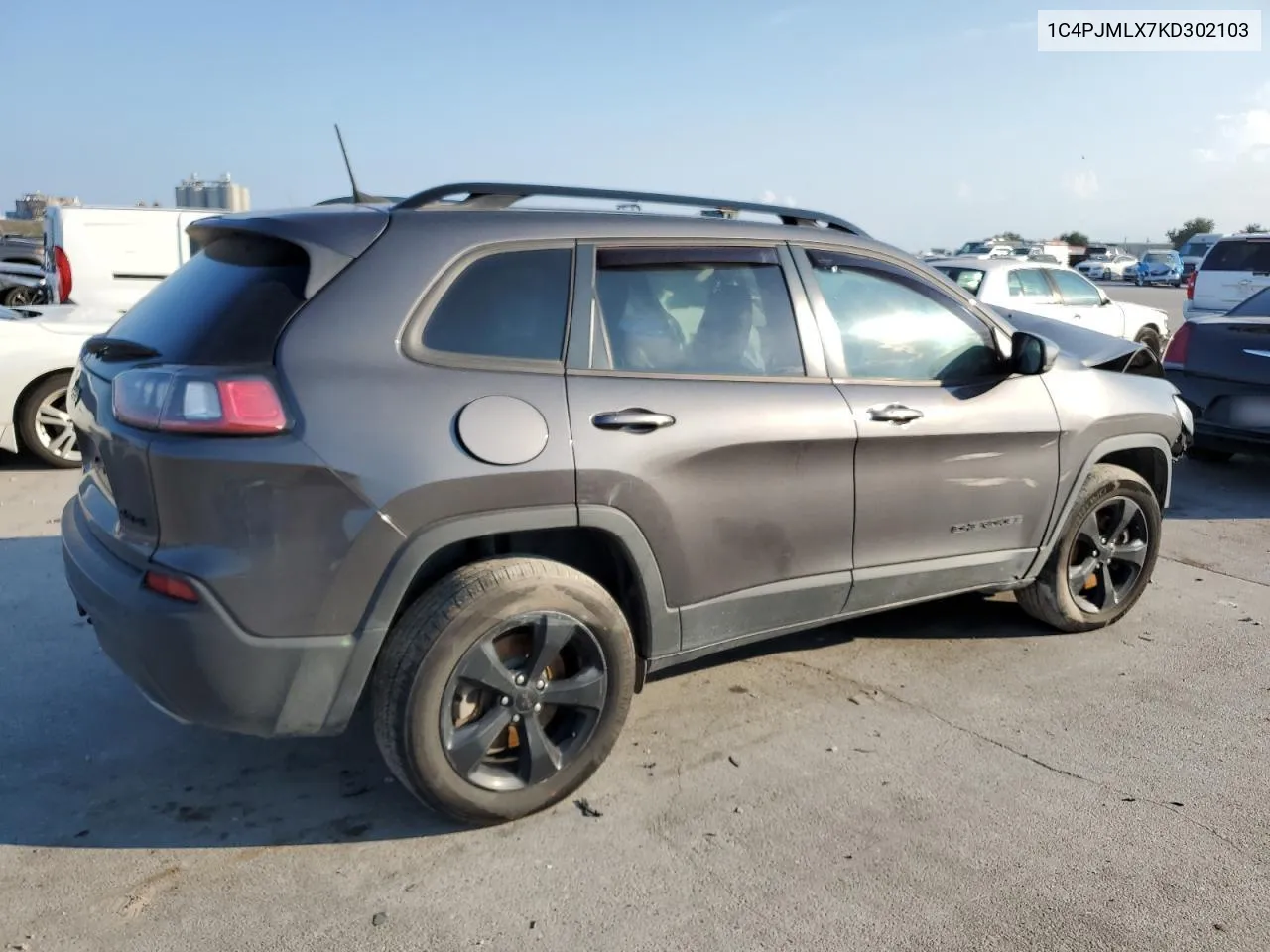 2019 Jeep Cherokee Latitude Plus VIN: 1C4PJMLX7KD302103 Lot: 72351434