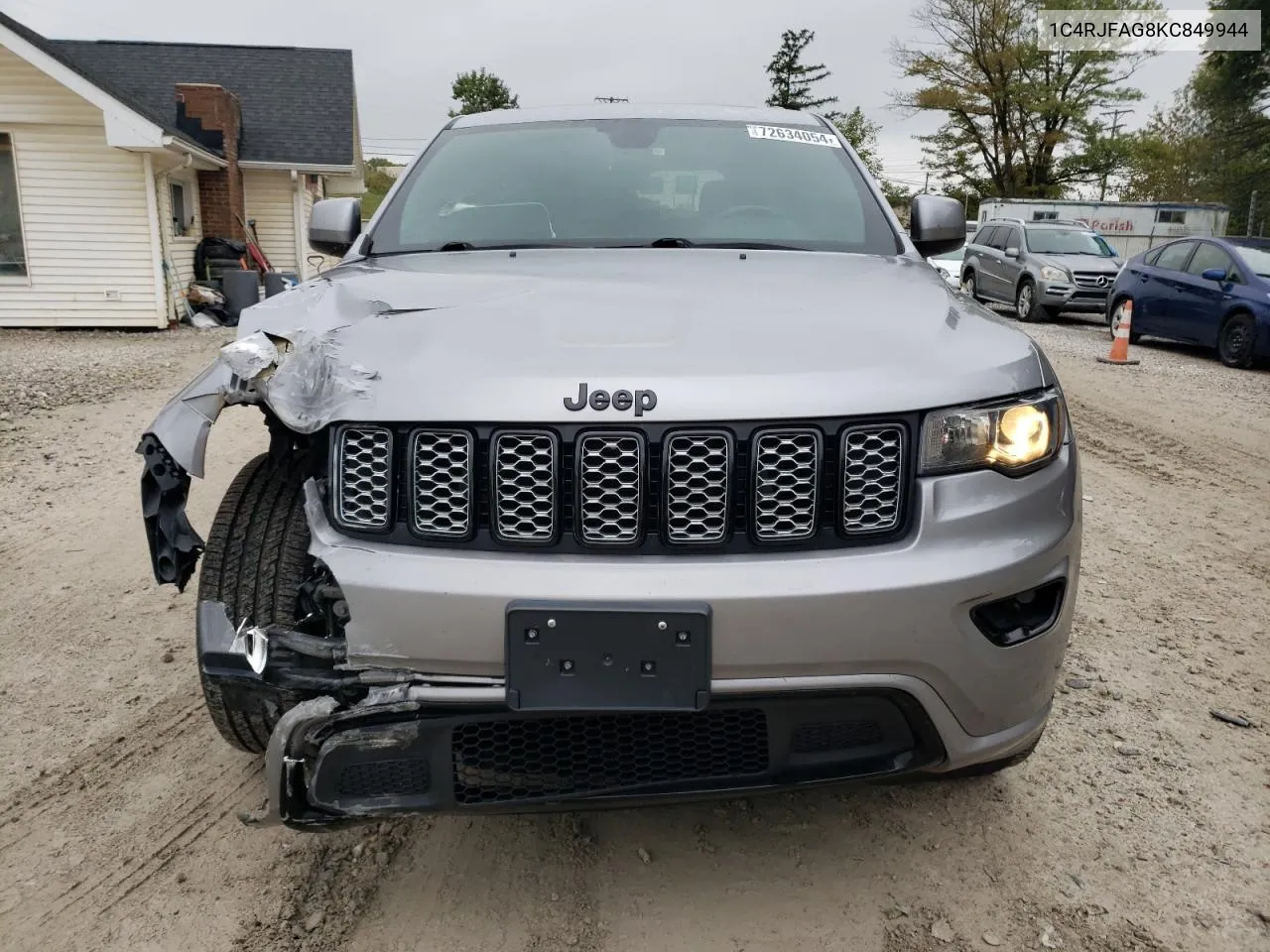 1C4RJFAG8KC849944 2019 Jeep Grand Cherokee Laredo