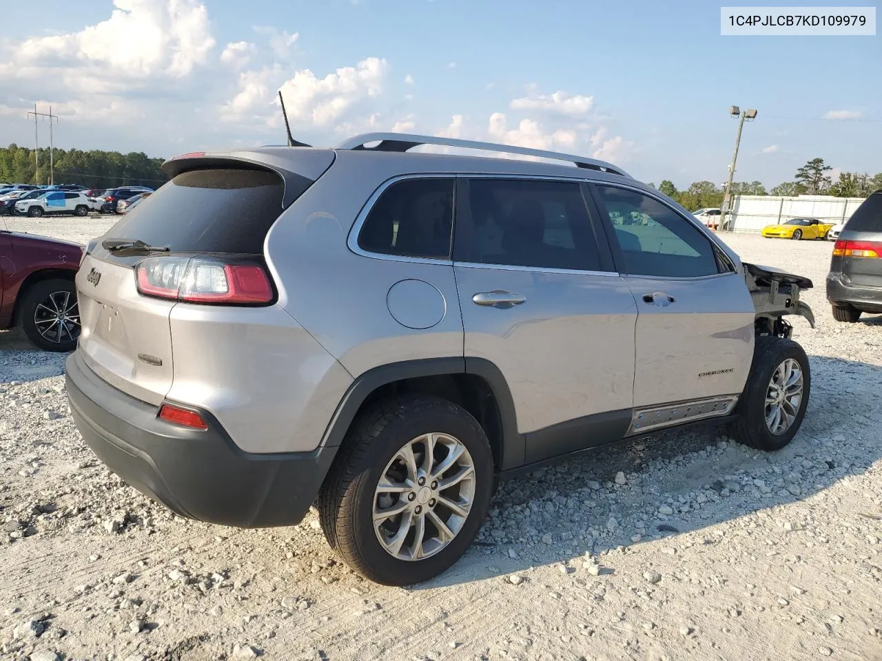 1C4PJLCB7KD109979 2019 Jeep Cherokee Latitude