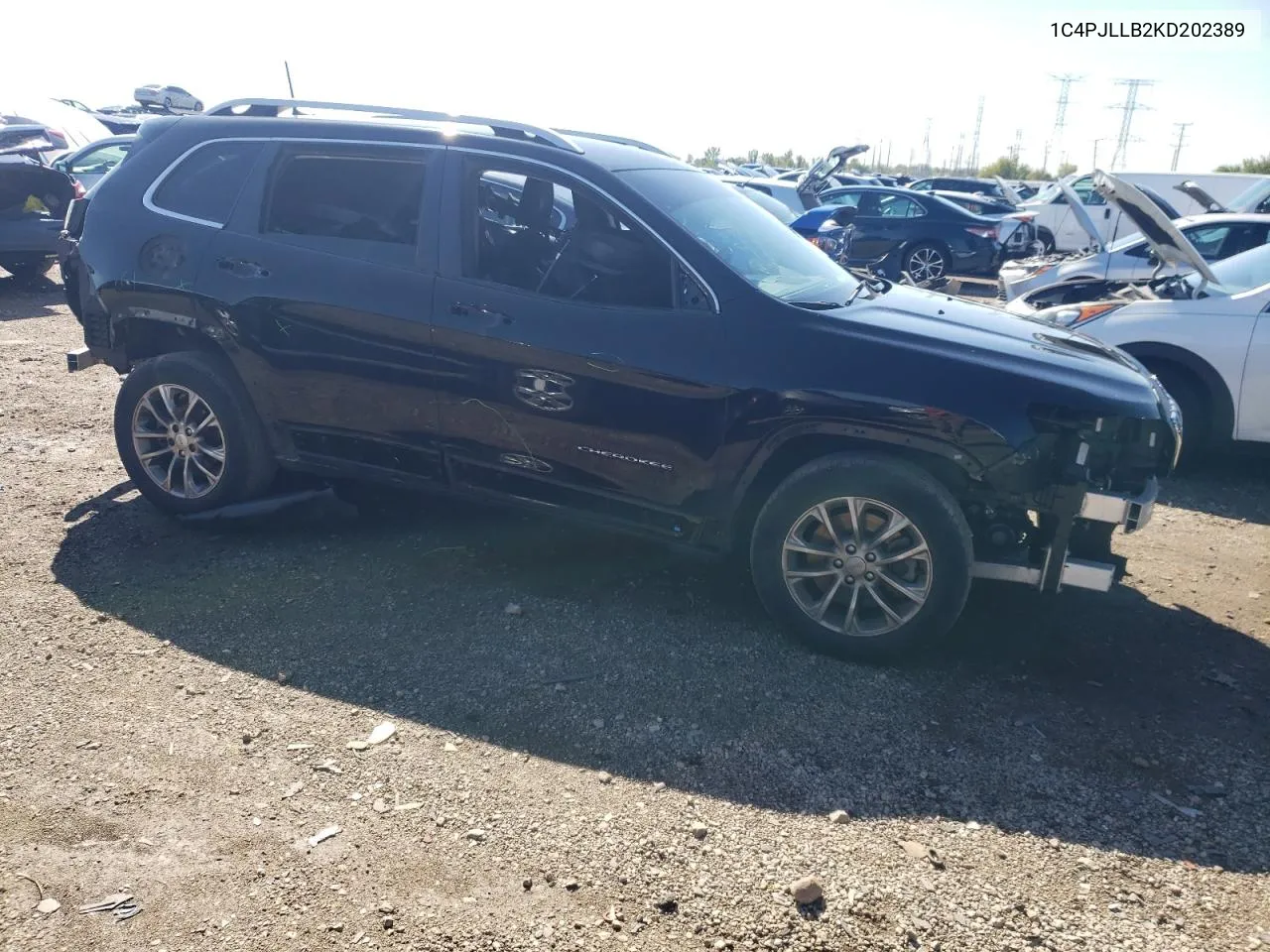 2019 Jeep Cherokee Latitude Plus VIN: 1C4PJLLB2KD202389 Lot: 72713324