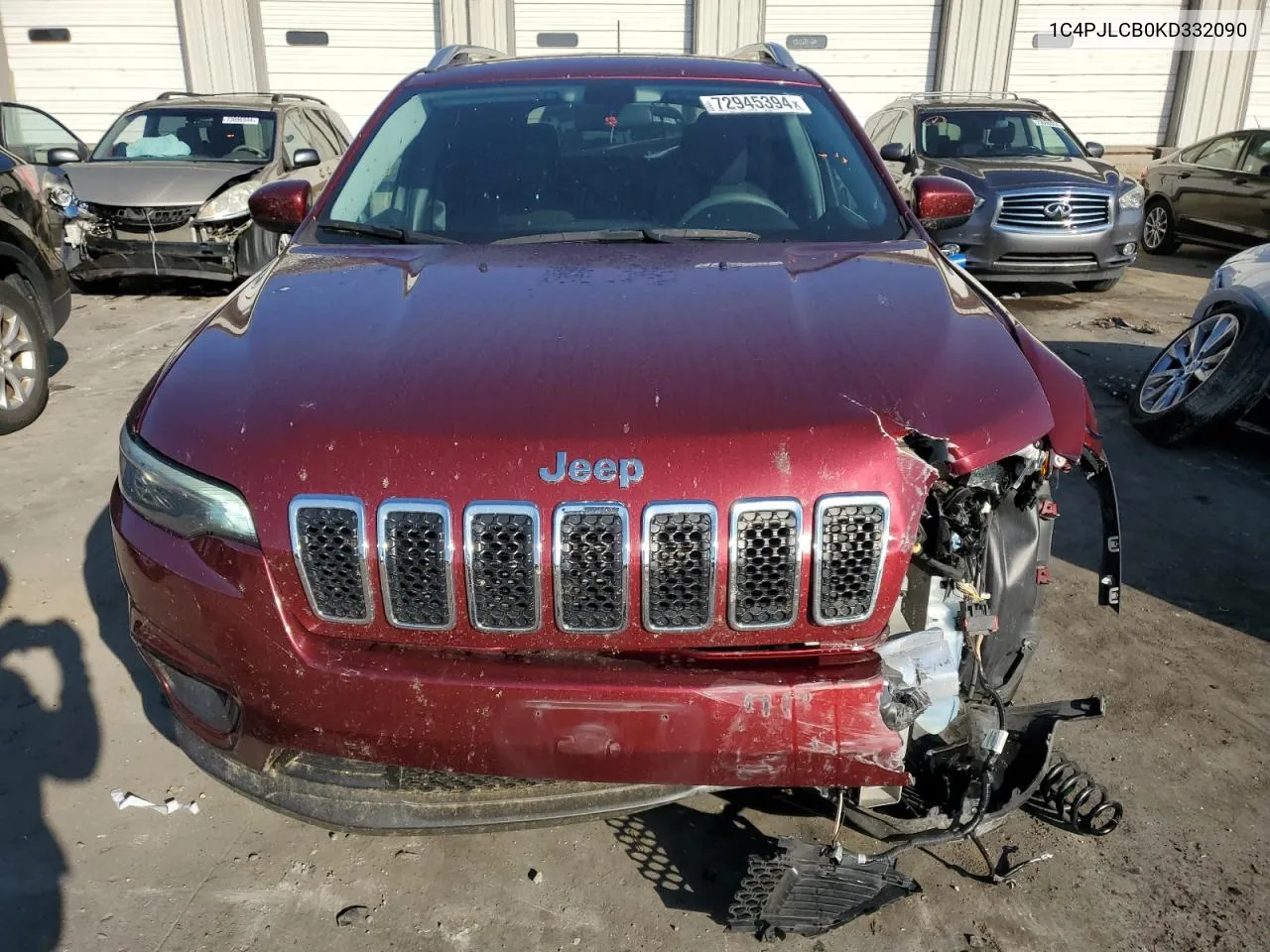 1C4PJLCB0KD332090 2019 Jeep Cherokee Latitude