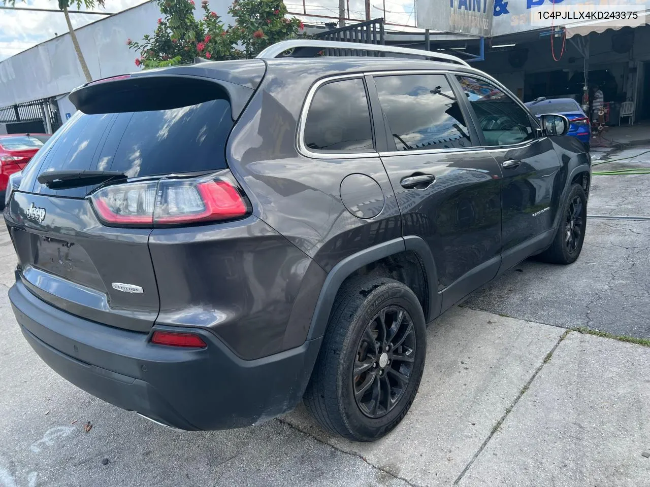 2019 Jeep Cherokee Latitude Plus VIN: 1C4PJLLX4KD243375 Lot: 72949024