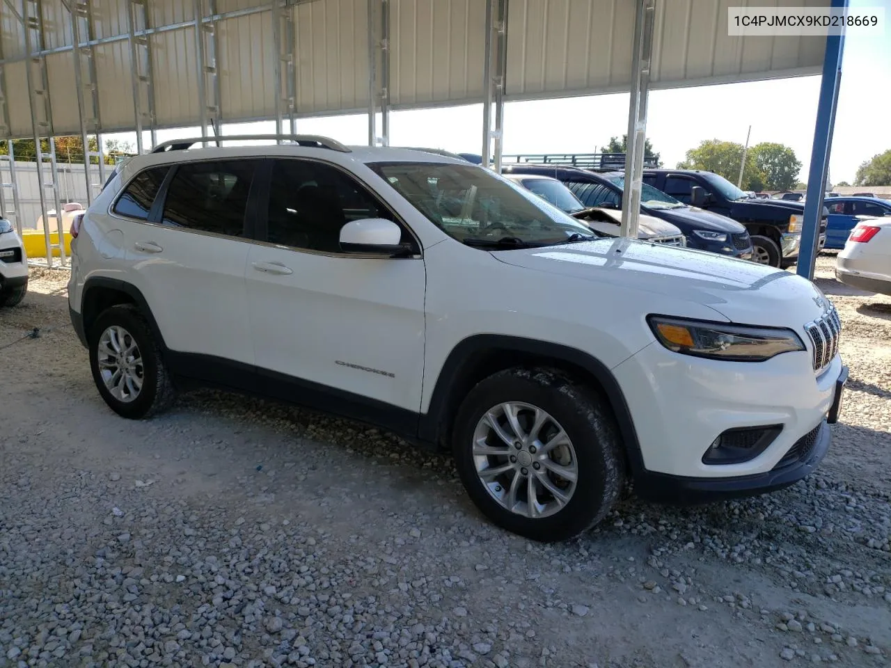 2019 Jeep Cherokee Latitude VIN: 1C4PJMCX9KD218669 Lot: 72970154