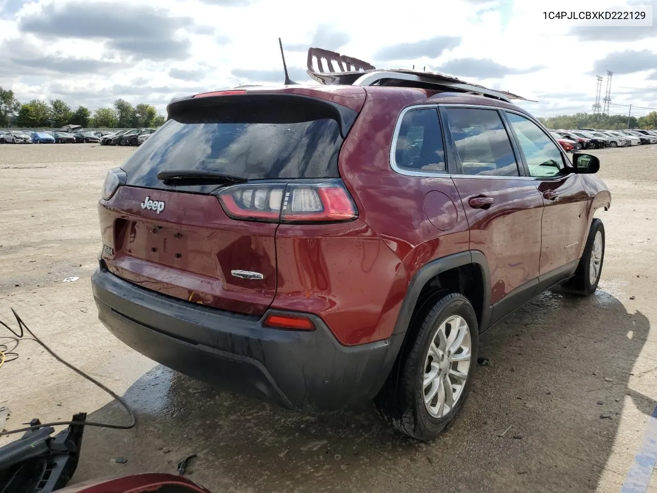 1C4PJLCBXKD222129 2019 Jeep Cherokee Latitude