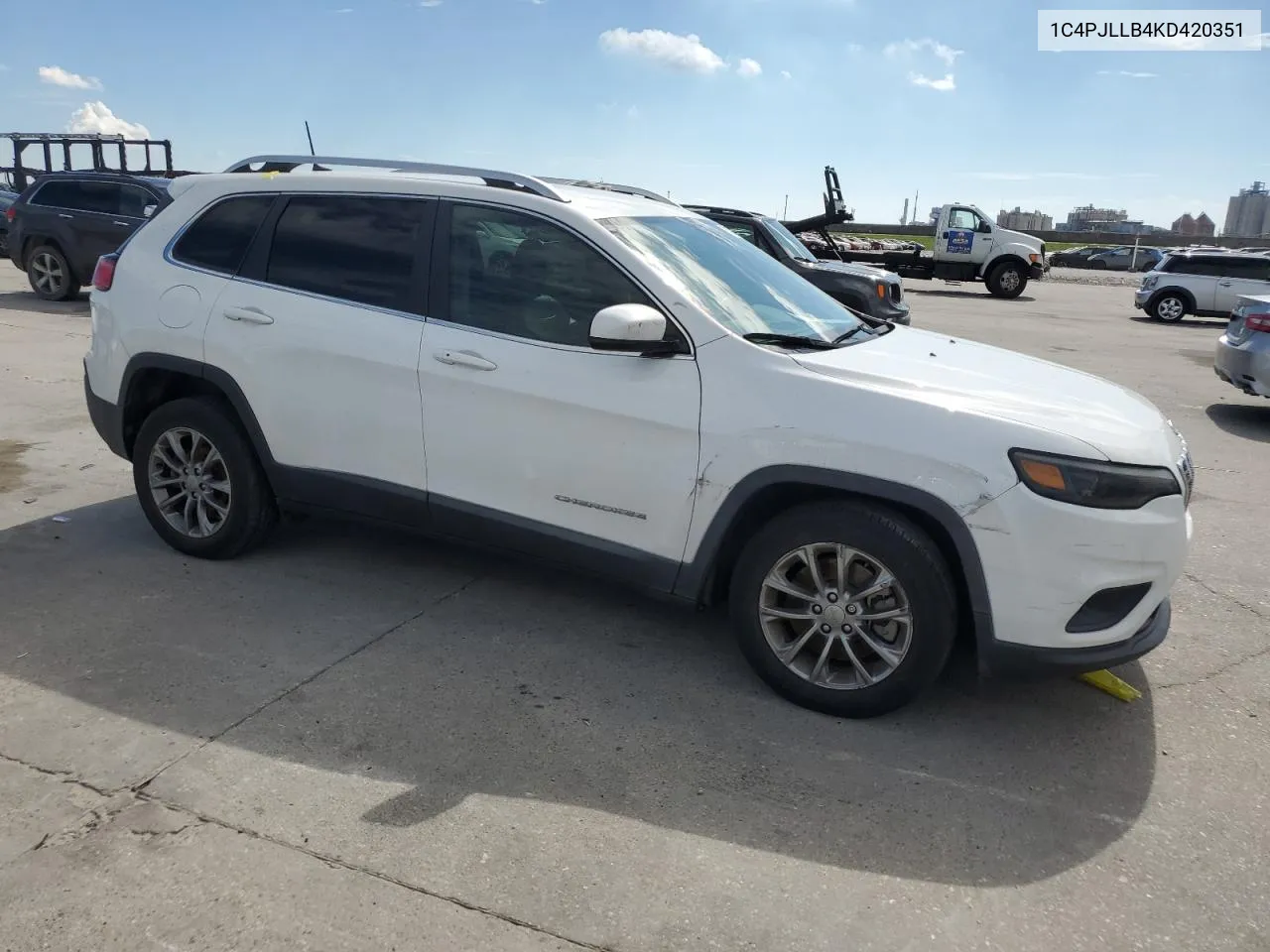 2019 Jeep Cherokee Latitude Plus VIN: 1C4PJLLB4KD420351 Lot: 73522424