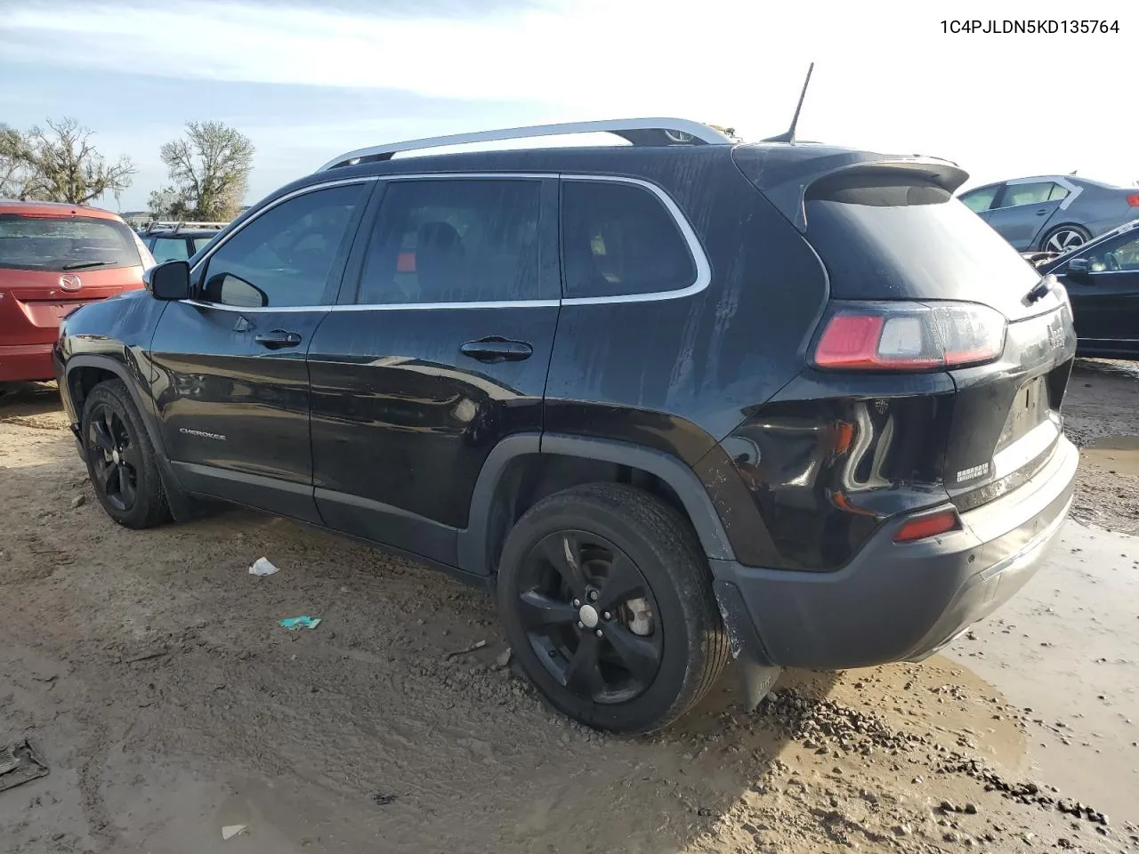 1C4PJLDN5KD135764 2019 Jeep Cherokee Limited