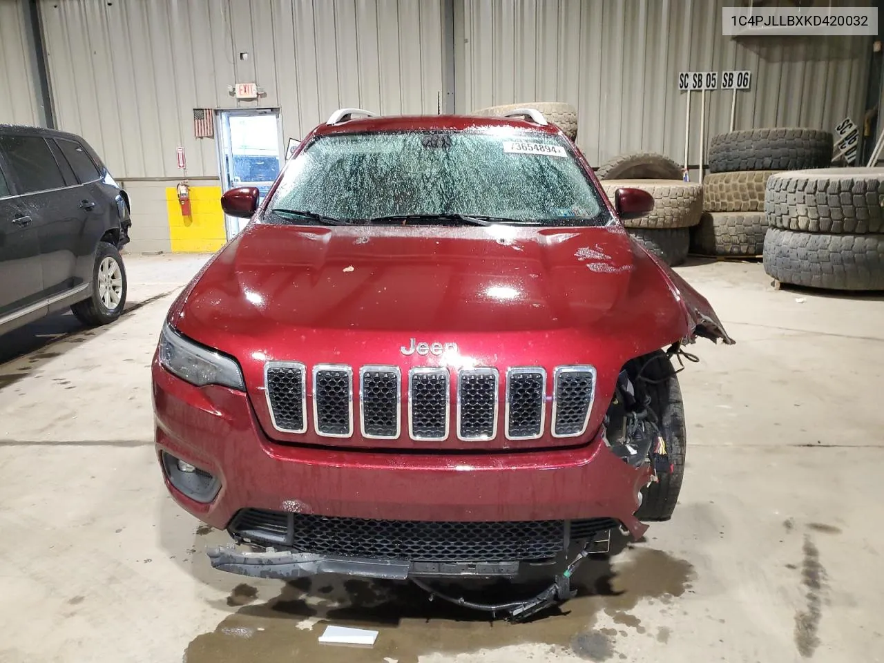 2019 Jeep Cherokee Latitude Plus VIN: 1C4PJLLBXKD420032 Lot: 73654894