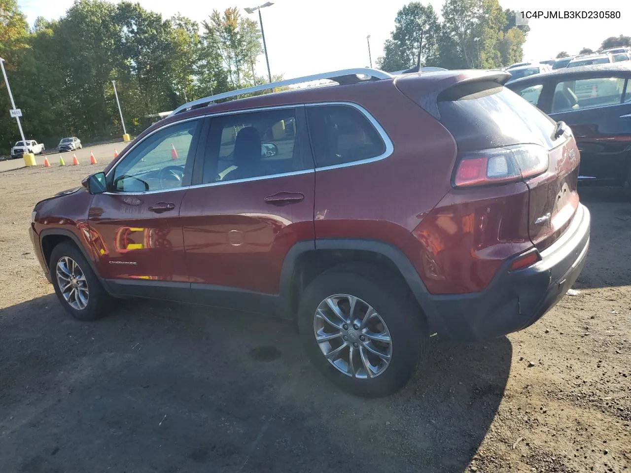 1C4PJMLB3KD230580 2019 Jeep Cherokee Latitude Plus