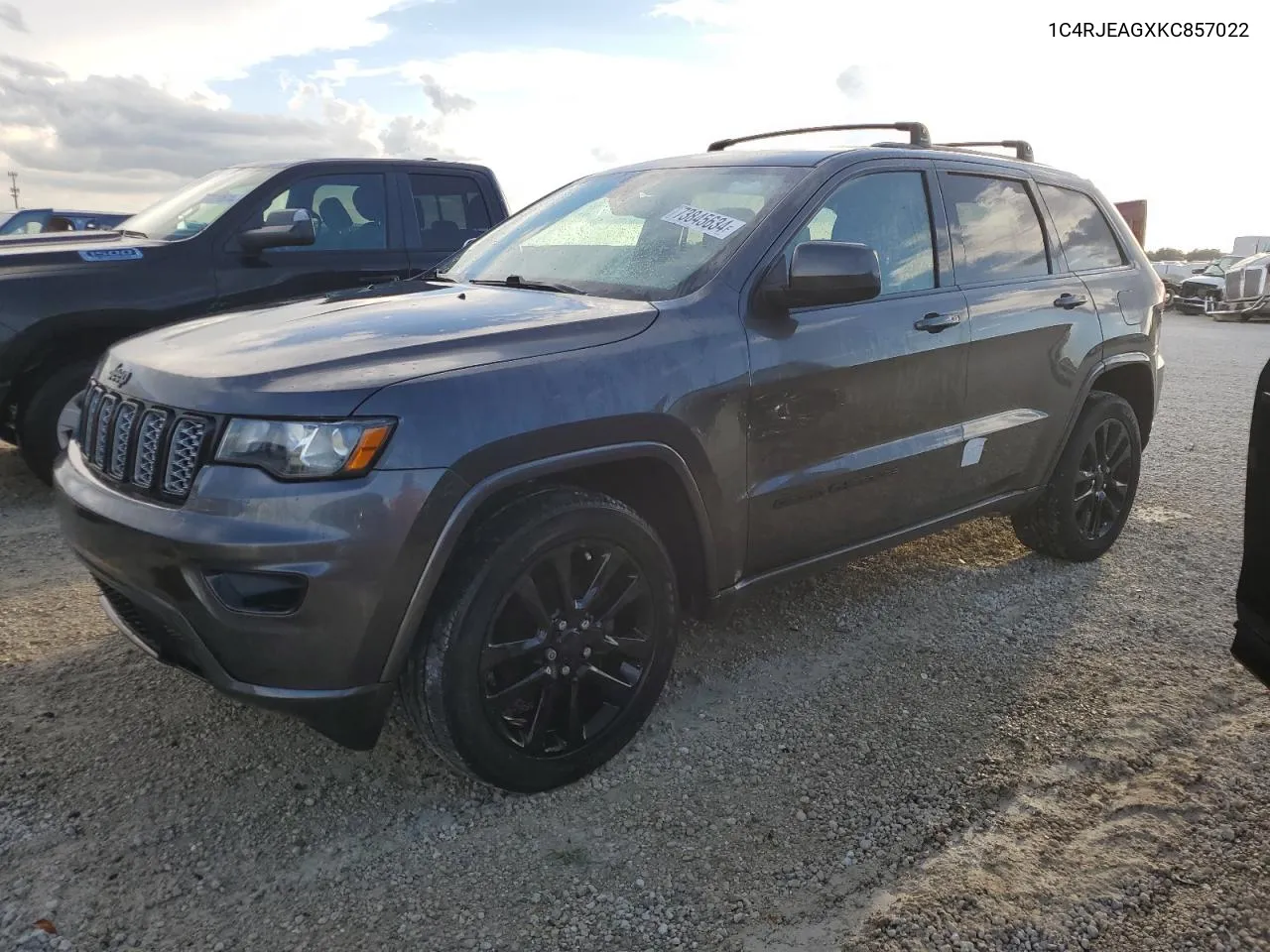 1C4RJEAGXKC857022 2019 Jeep Grand Cherokee Laredo