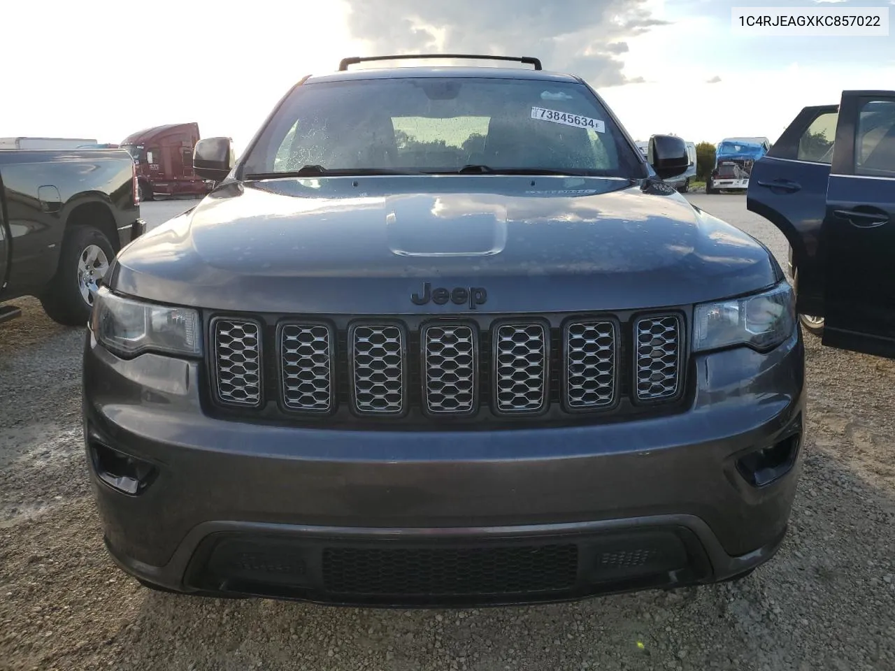 1C4RJEAGXKC857022 2019 Jeep Grand Cherokee Laredo