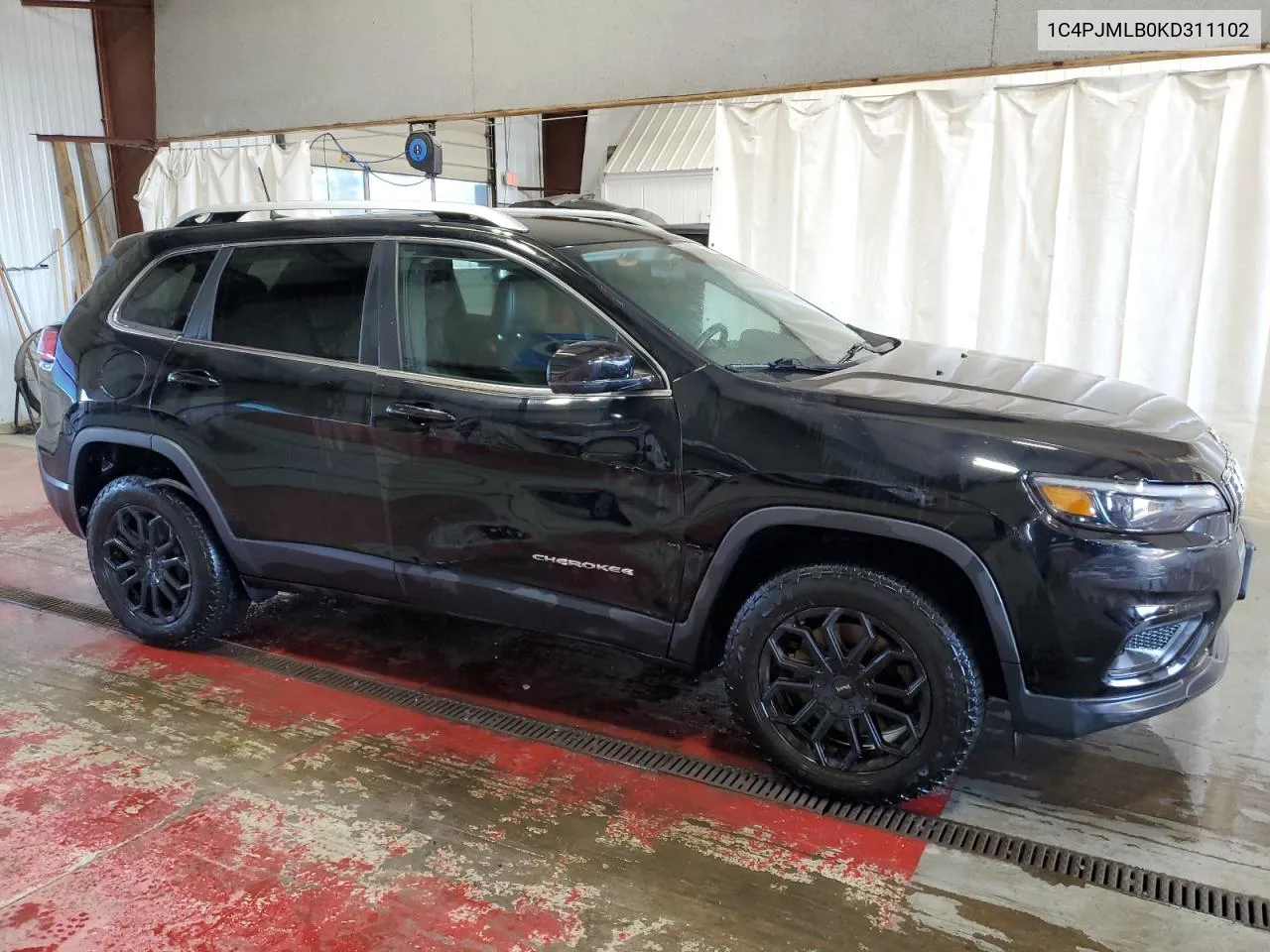 1C4PJMLB0KD311102 2019 Jeep Cherokee Latitude Plus