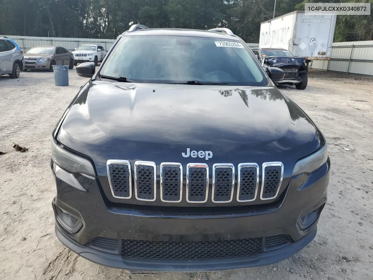 1C4PJLCXXKD340872 2019 Jeep Cherokee Latitude