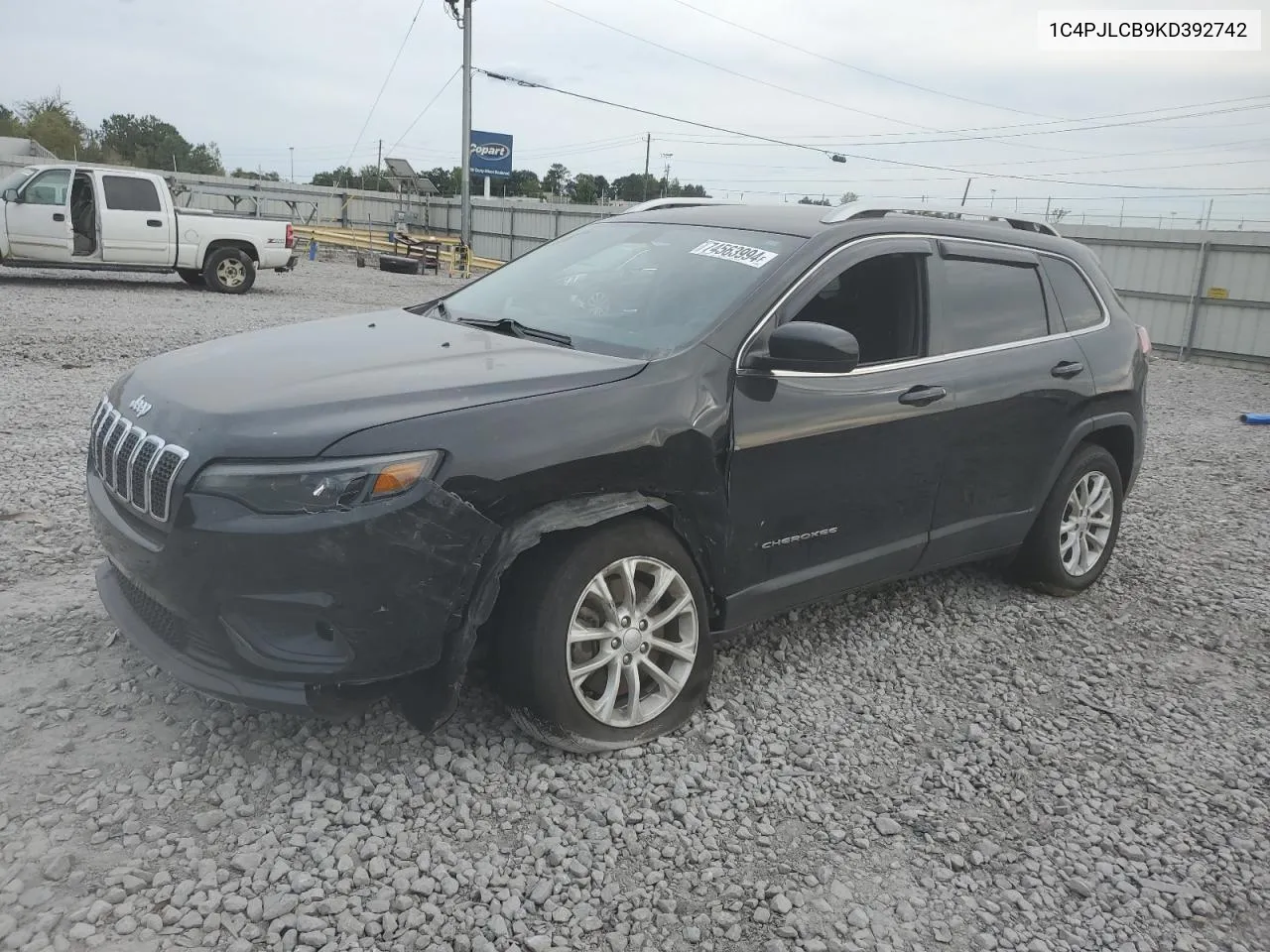 2019 Jeep Cherokee Latitude VIN: 1C4PJLCB9KD392742 Lot: 74563994