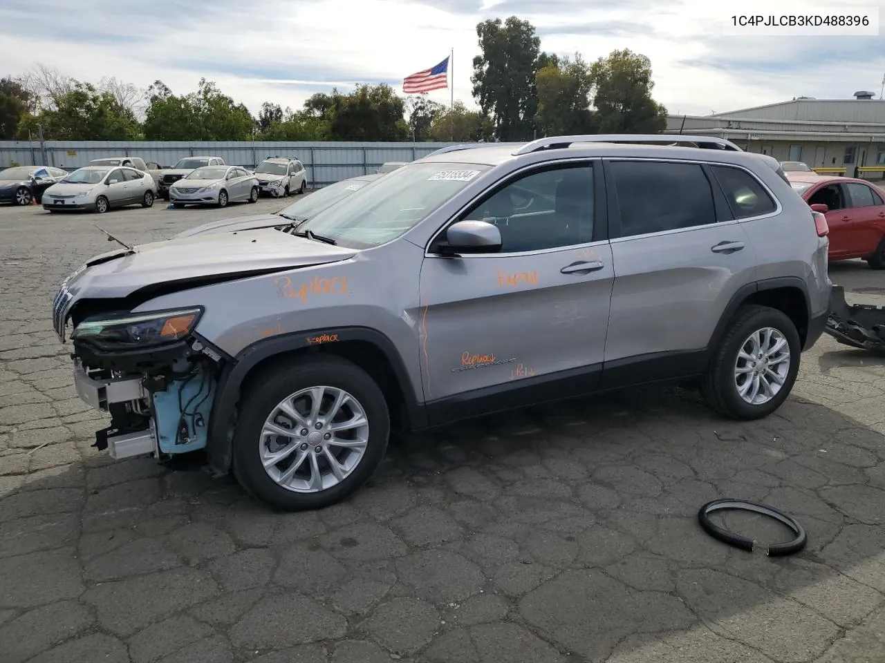 2019 Jeep Cherokee Latitude VIN: 1C4PJLCB3KD488396 Lot: 75315534