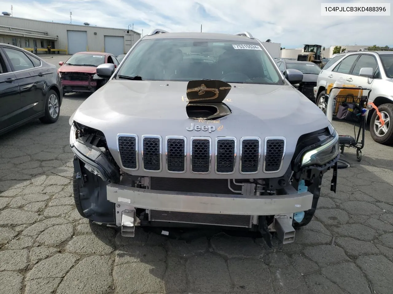 2019 Jeep Cherokee Latitude VIN: 1C4PJLCB3KD488396 Lot: 75315534