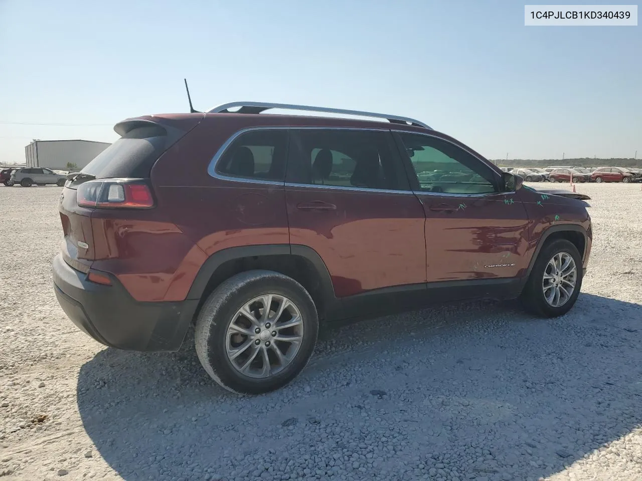 1C4PJLCB1KD340439 2019 Jeep Cherokee Latitude