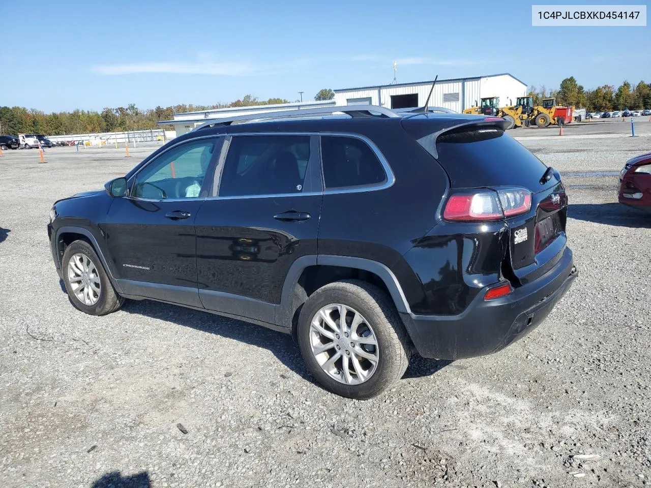 2019 Jeep Cherokee Latitude VIN: 1C4PJLCBXKD454147 Lot: 75724924