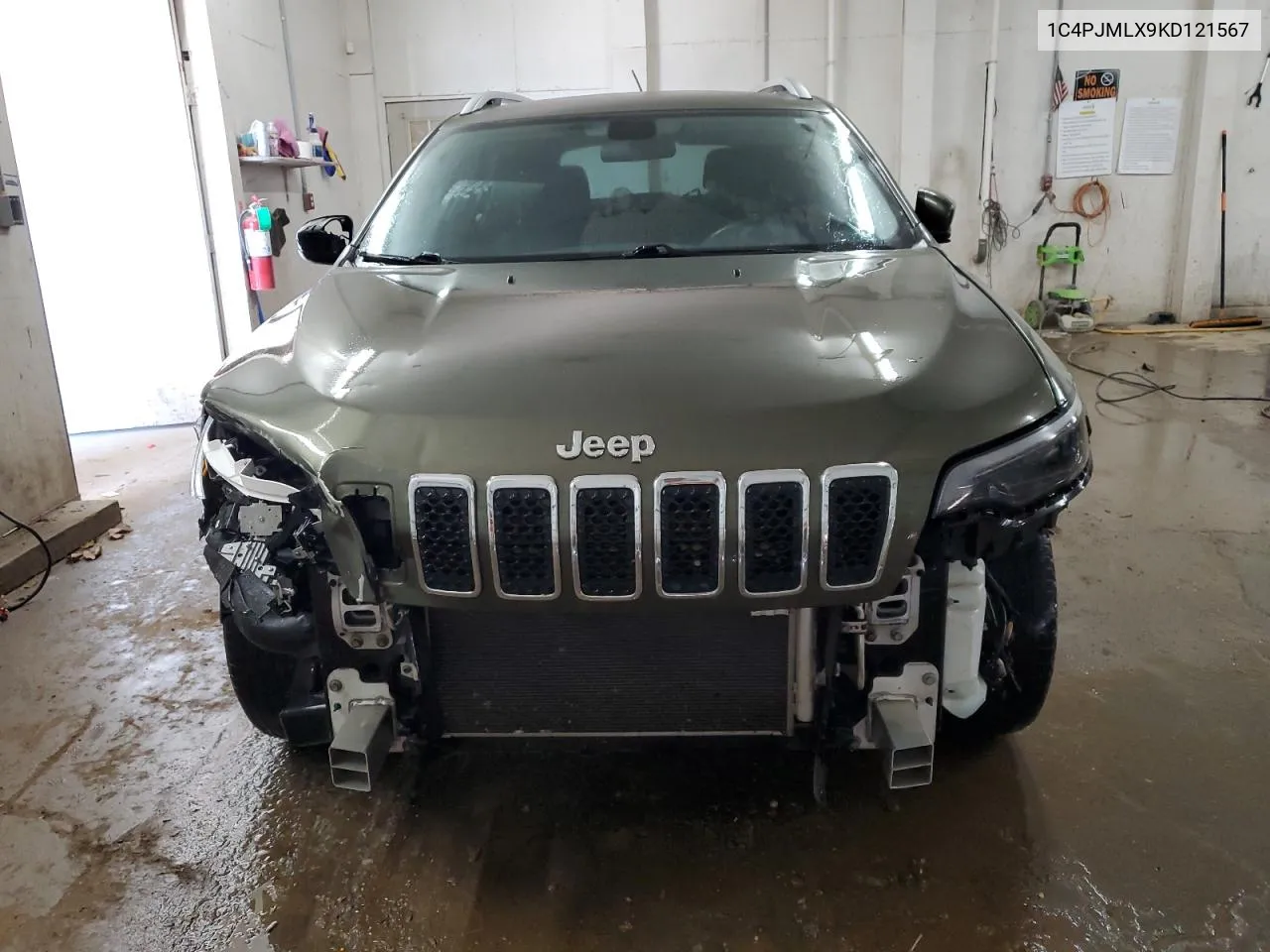 2019 Jeep Cherokee Latitude Plus VIN: 1C4PJMLX9KD121567 Lot: 75873854