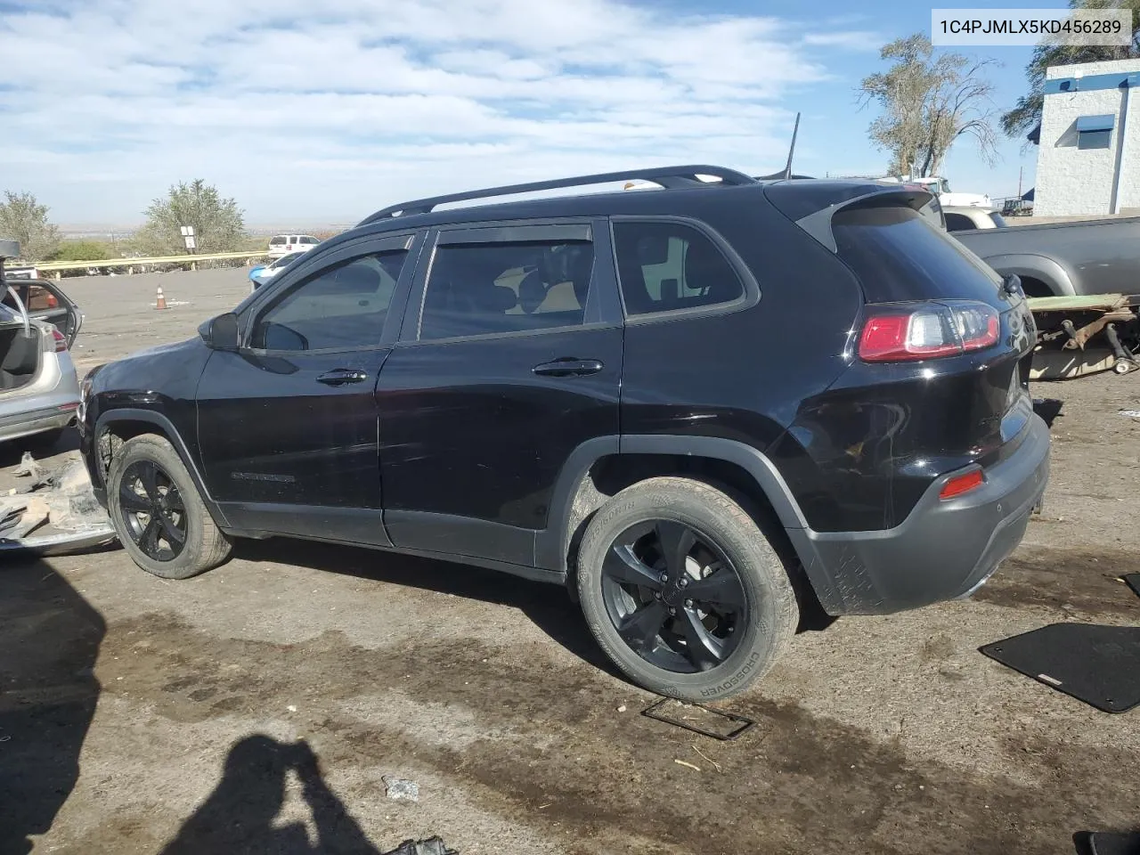 2019 Jeep Cherokee Latitude Plus VIN: 1C4PJMLX5KD456289 Lot: 76362844