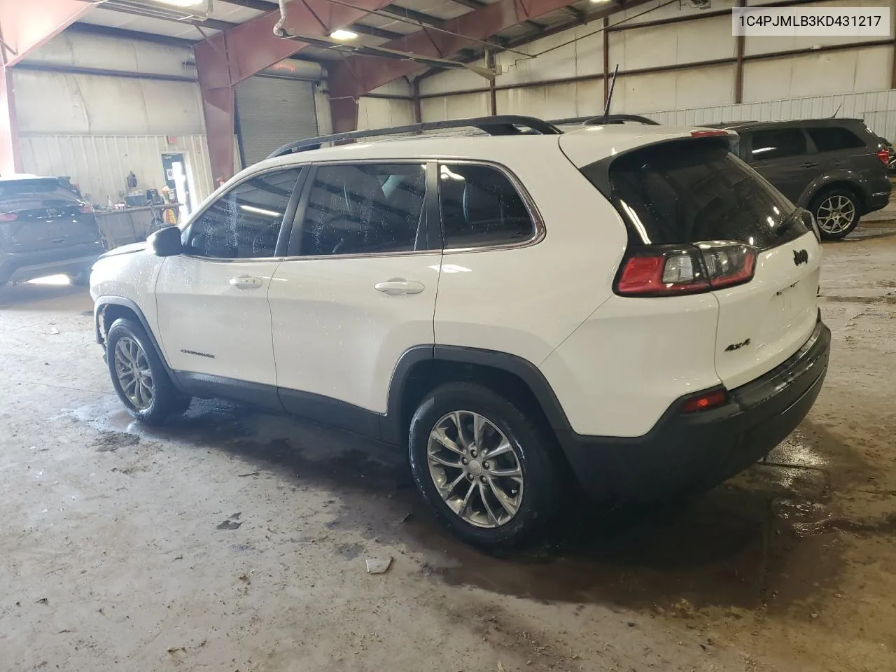 2019 Jeep Cherokee Latitude Plus VIN: 1C4PJMLB3KD431217 Lot: 76501624