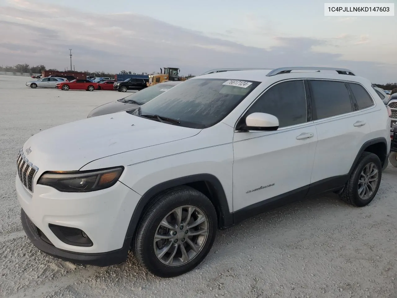 2019 Jeep Cherokee Latitude Plus VIN: 1C4PJLLN6KD147603 Lot: 76617124