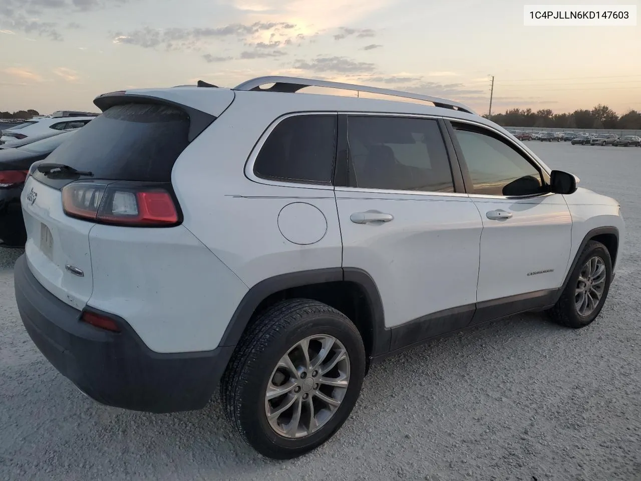 2019 Jeep Cherokee Latitude Plus VIN: 1C4PJLLN6KD147603 Lot: 76617124